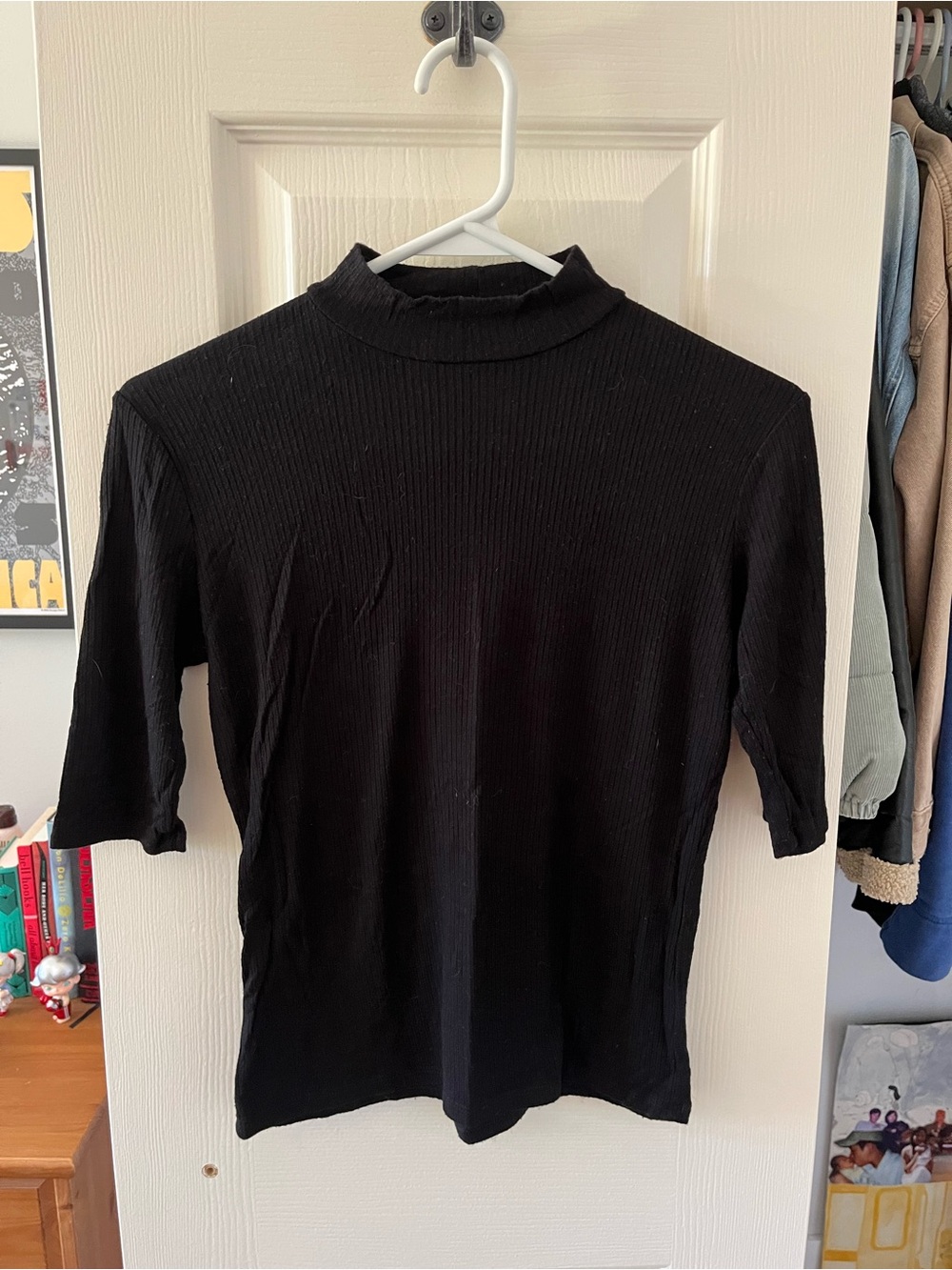 Women's Black Ribbed Mock Neck Long Sleeve Tee